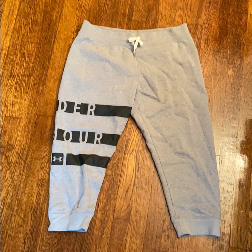 Under armour large sweat pants capris